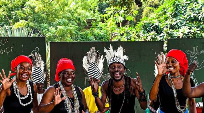 Le Trophée TotalEnergiesCHAN2024 célébré dans la pure tradition africaine.