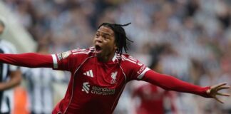 Newcastle-Liverpool (2-3) : 16 ans, déjà crucial, Rio Ngumoha, nouvelle attraction des Reds
