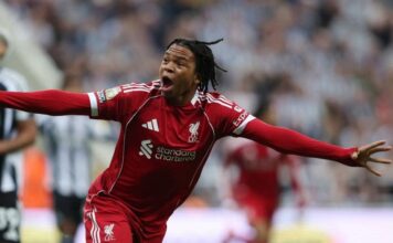 Newcastle-Liverpool (2-3) : 16 ans, déjà crucial, Rio Ngumoha, nouvelle attraction des Reds