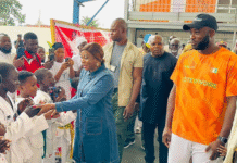 Taekwondo – Camp d’entrainement à Abobo / La Fondation Cheick Cissé et Kandia Camara font vibrer plus de 500 jeunes!